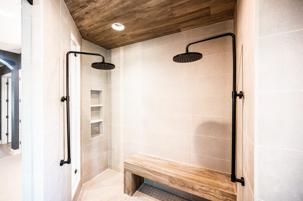 Shower with wood ceiling and two showerheads